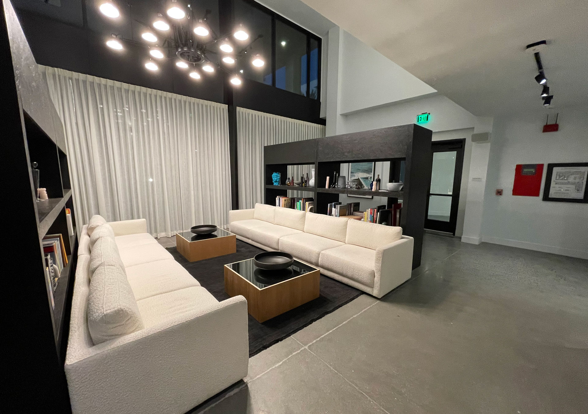 Common area in Los Angeles apartment