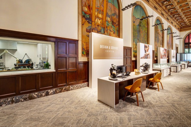 Robbins Brothers Pasadena audio system
