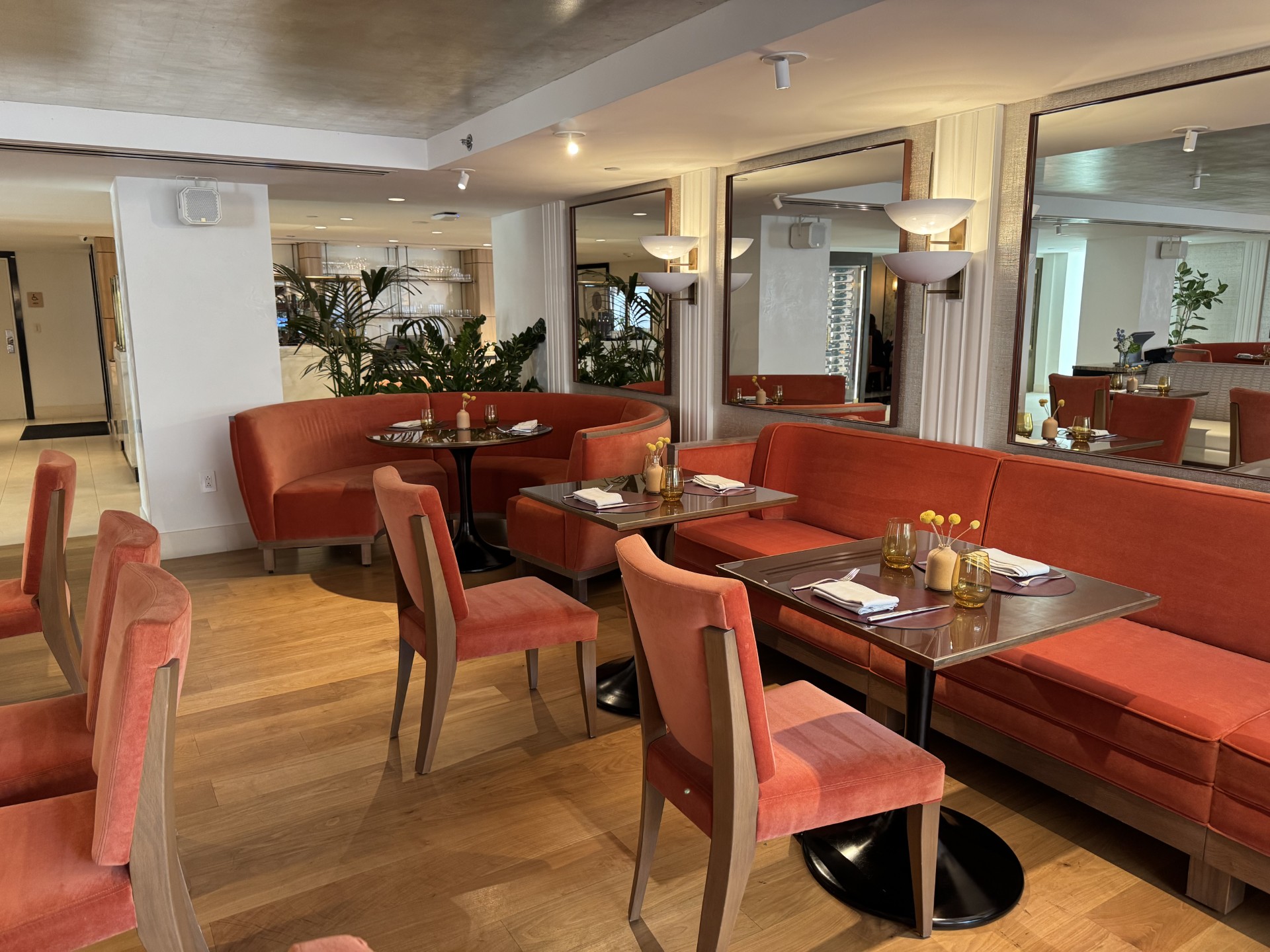 L'Ermitage Hotel audio system
