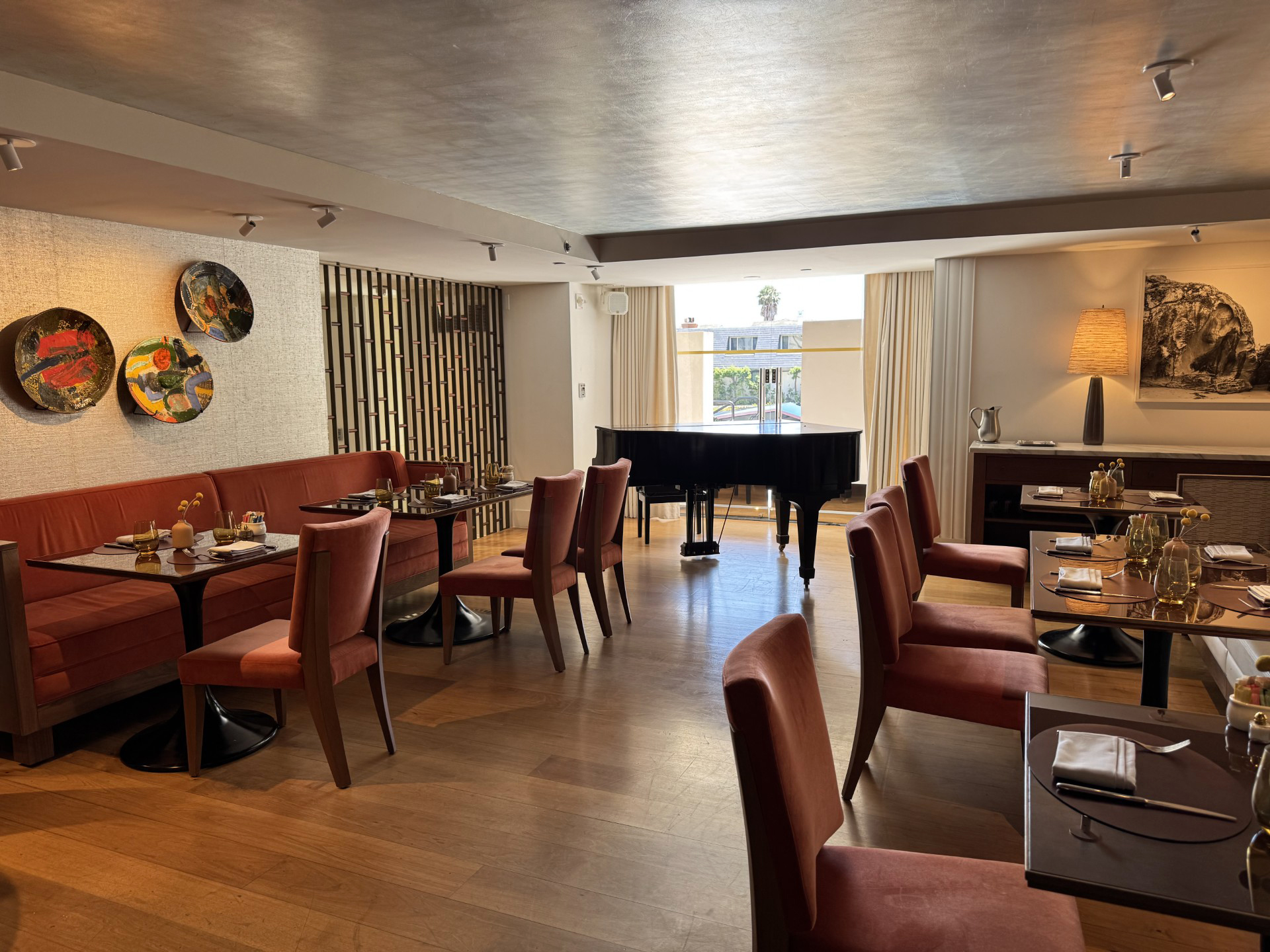L'Ermitage Hotel audio system